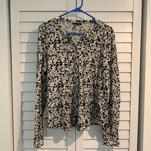 Lucky Brand black/white leaf design button up top